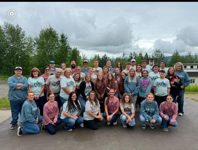 🚨 Returning church highlight! "Each year this group has grown not only in numbers but in each one’s individual walk with Christ. I love being able to watch each one grow in faith, in their boldness to share Christ and their love to serve so unselfishly.  Next Step gives us a week of serving others and worshiping in a different area that we learn more about and make lifetime friendships and family ❤️ We love Team Texas AND NEXTstep Ministries!" We'll see you all this summer!

#youthpastor #youthministry #church #missions #jesus #serve #faith #nextstep